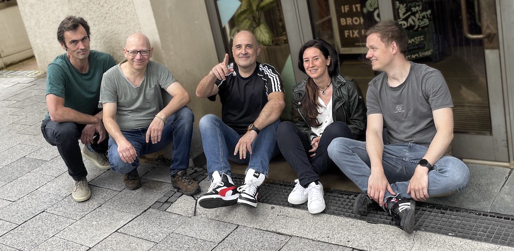 Phonotom Band